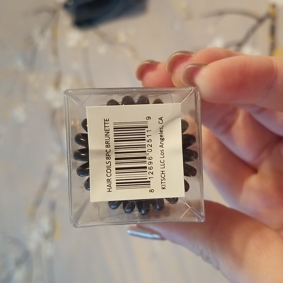 Hair Ties - Picture 4 of 6